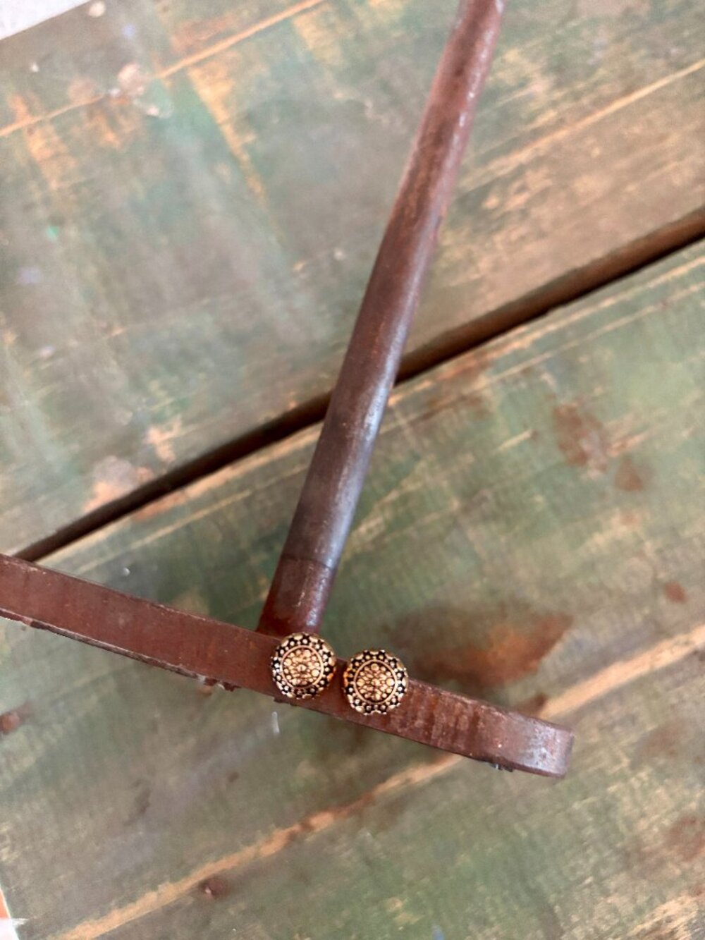 Vaeh Copper Stud Earrings